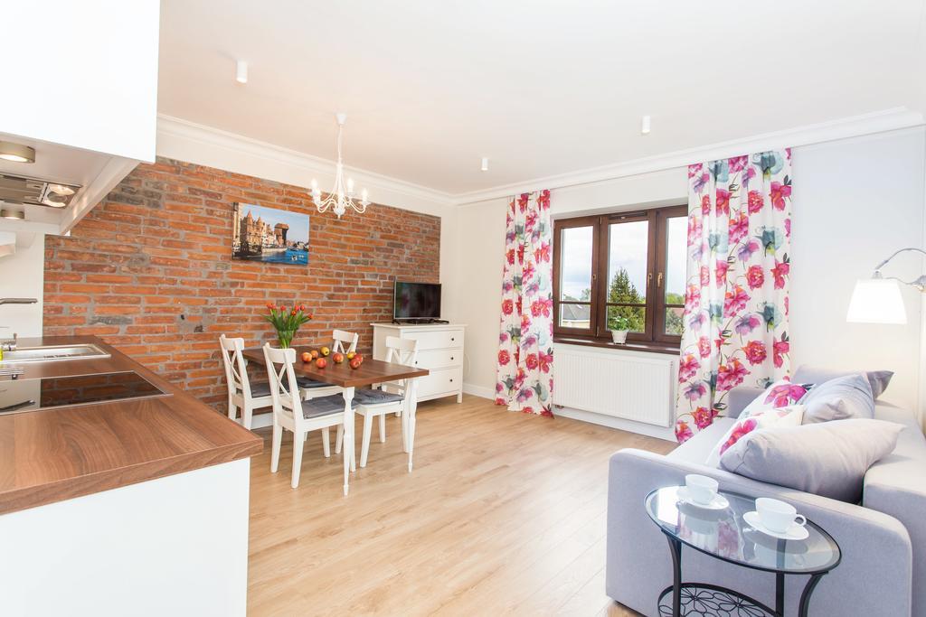 Villa Allegra Apartamenty Z Ogrodem I Sala Zabaw ,Darmowy Parking I Lezaki, 5Minut Do Morza グディニャ 部屋 写真